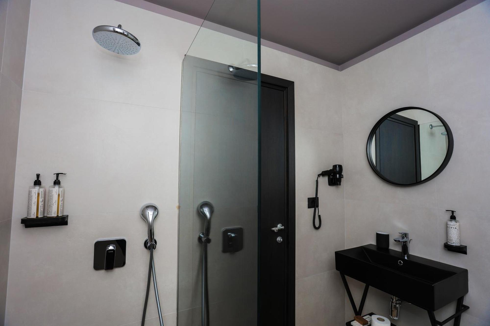 Joelle Premium Hotel Sarande Exterior photo